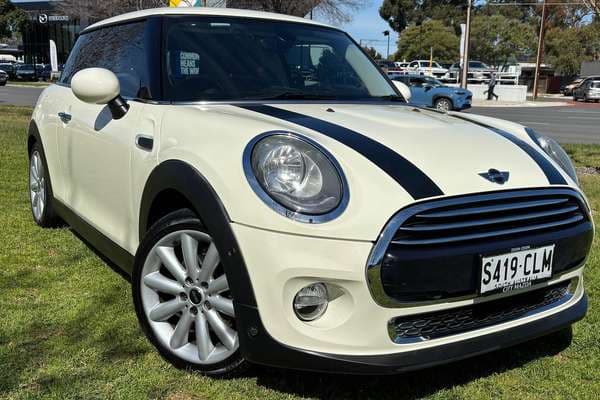 2016 MINI Hatch